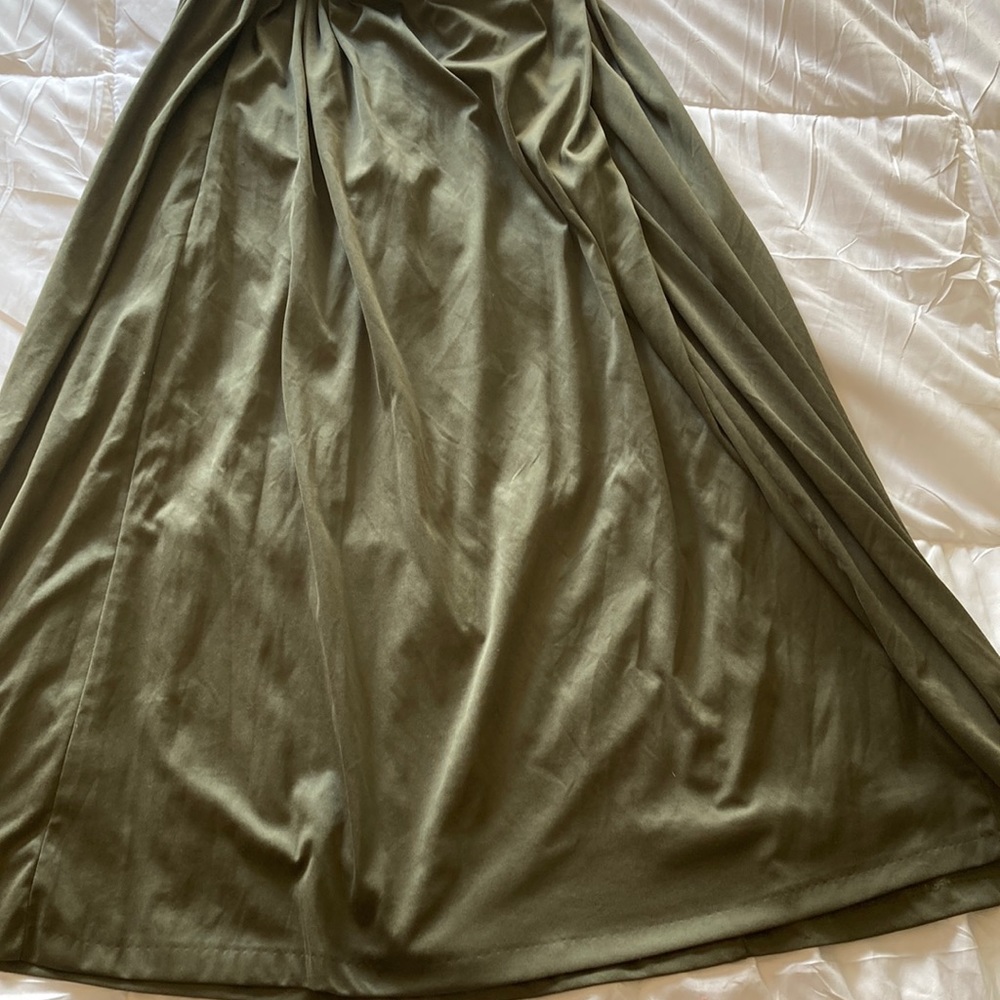 Green polyester skirt.